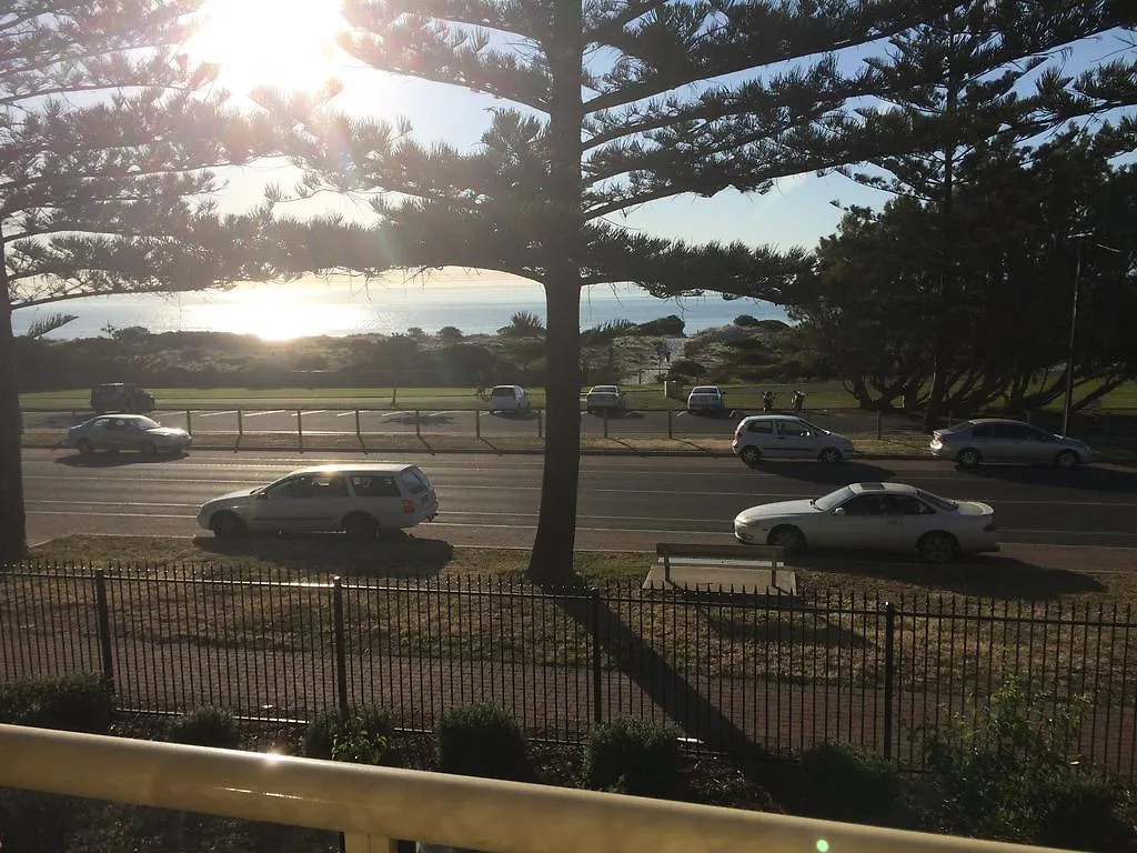 Adelaide - Semaphore Beach Front Apartment Australia