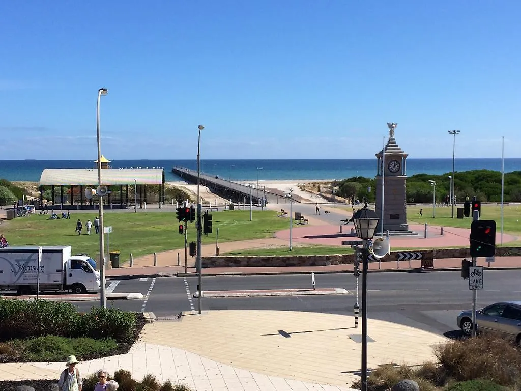 Adelaide - Semaphore Beach Front Apartment