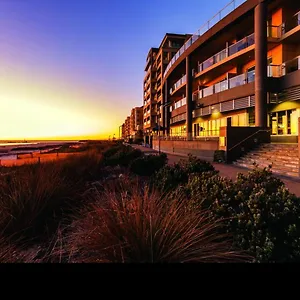 Apartment Glenelg Seaside - Free Car Park, Adelaide